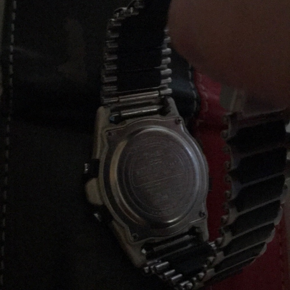 Watch - Picture 3 of 4